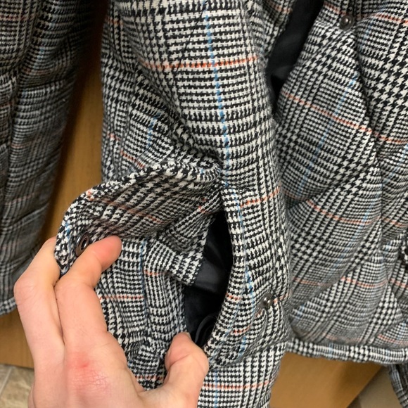 Jacket - Picture 6 of 7